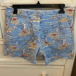 Crown and ivy size 4 shorts